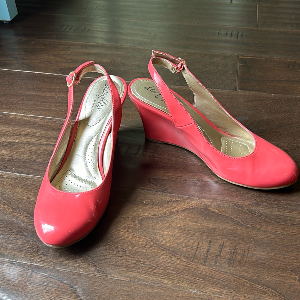 Beautiful Coral-colored Wedges!